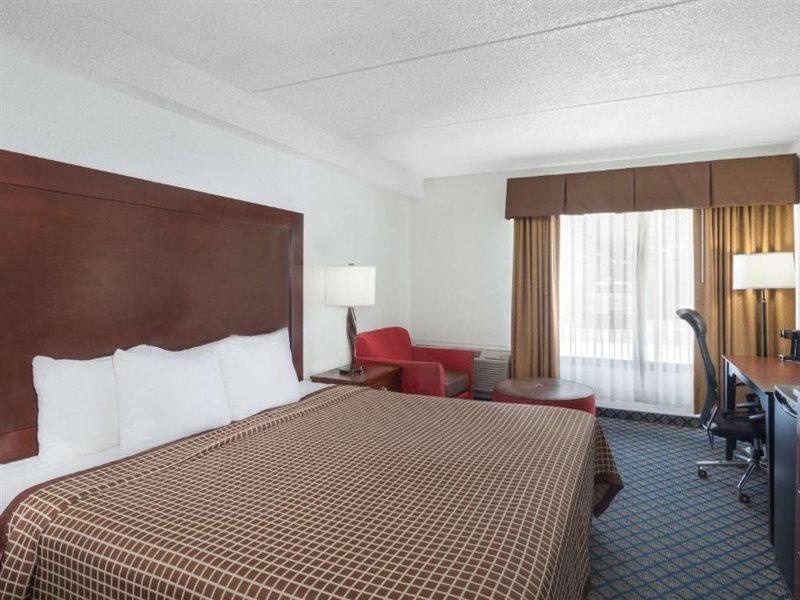 Days Inn By Wyndham Geneva/Finger Lakes Dış mekan fotoğraf