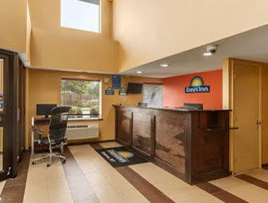 Days Inn By Wyndham Geneva/Finger Lakes Dış mekan fotoğraf